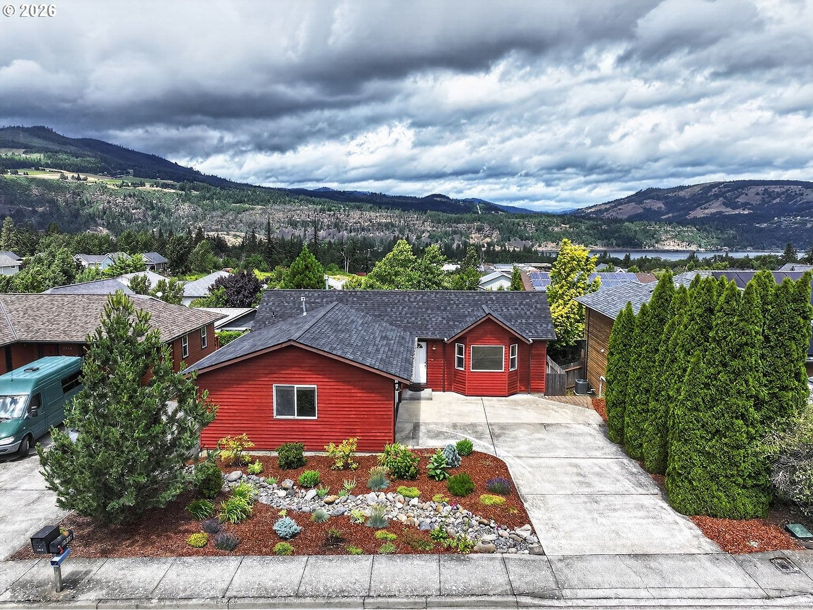 Primary listing photo, 2912 EUGENE ST, Hood River, OR, 97031