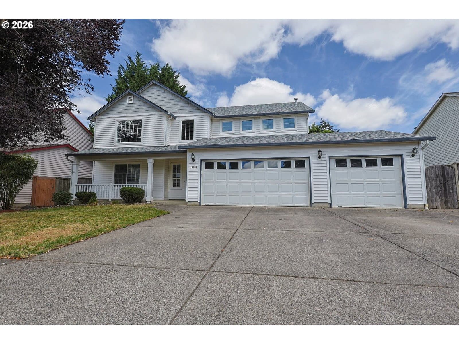 Listing photo 1 of 6
