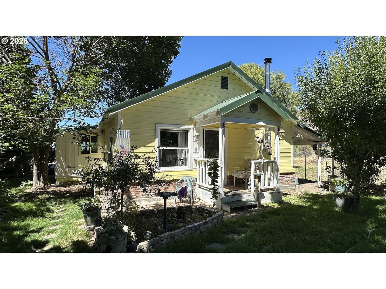 Listing photo 1 of 6