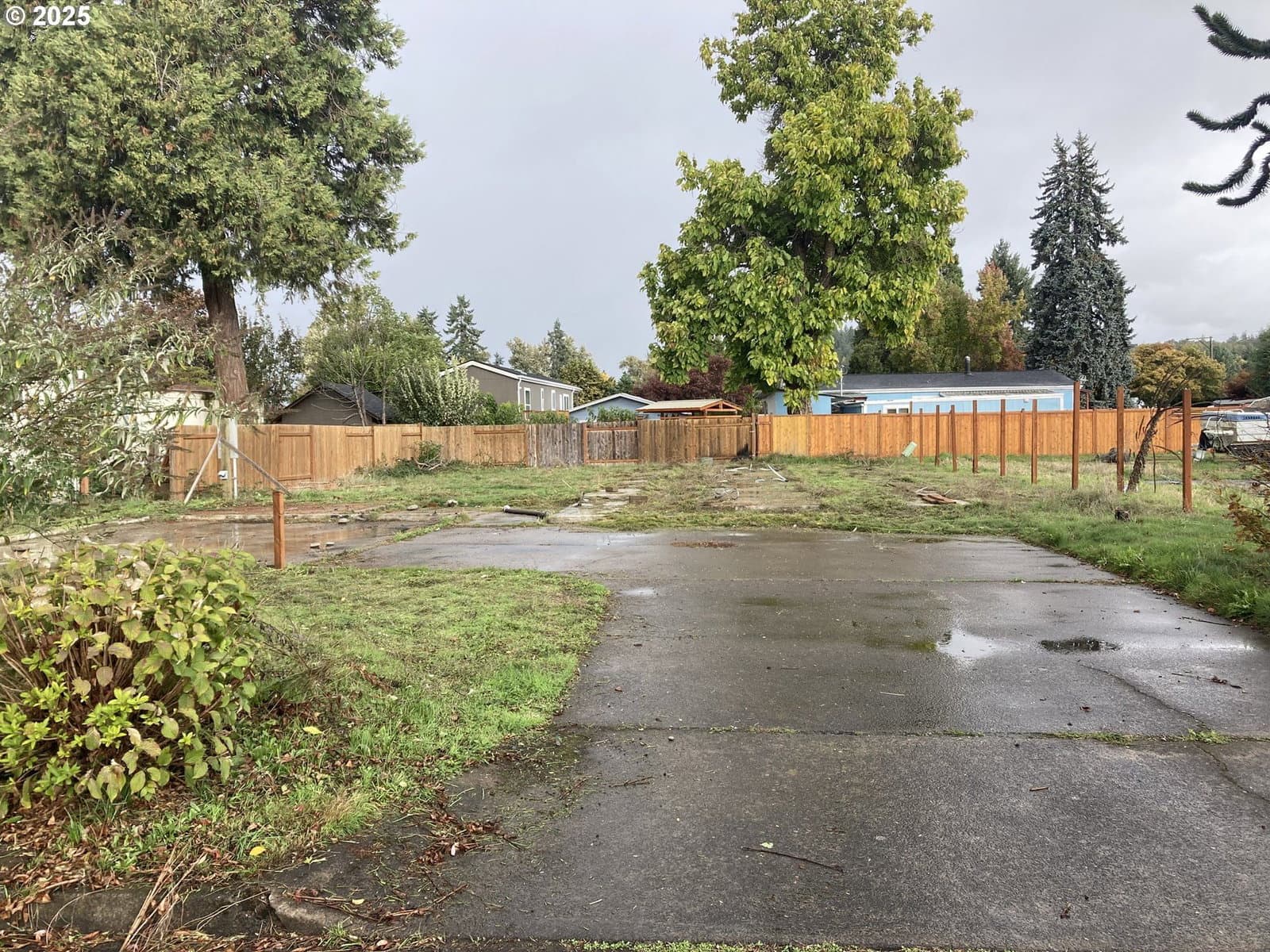 Listing photo 1 of 5