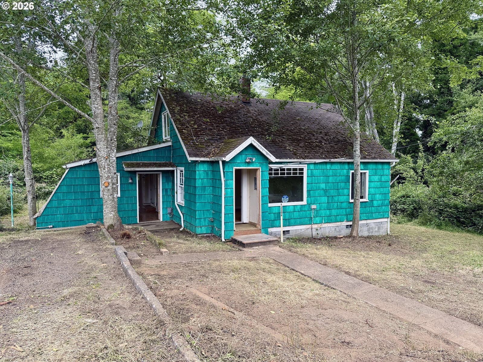 Listing photo 1 of 6