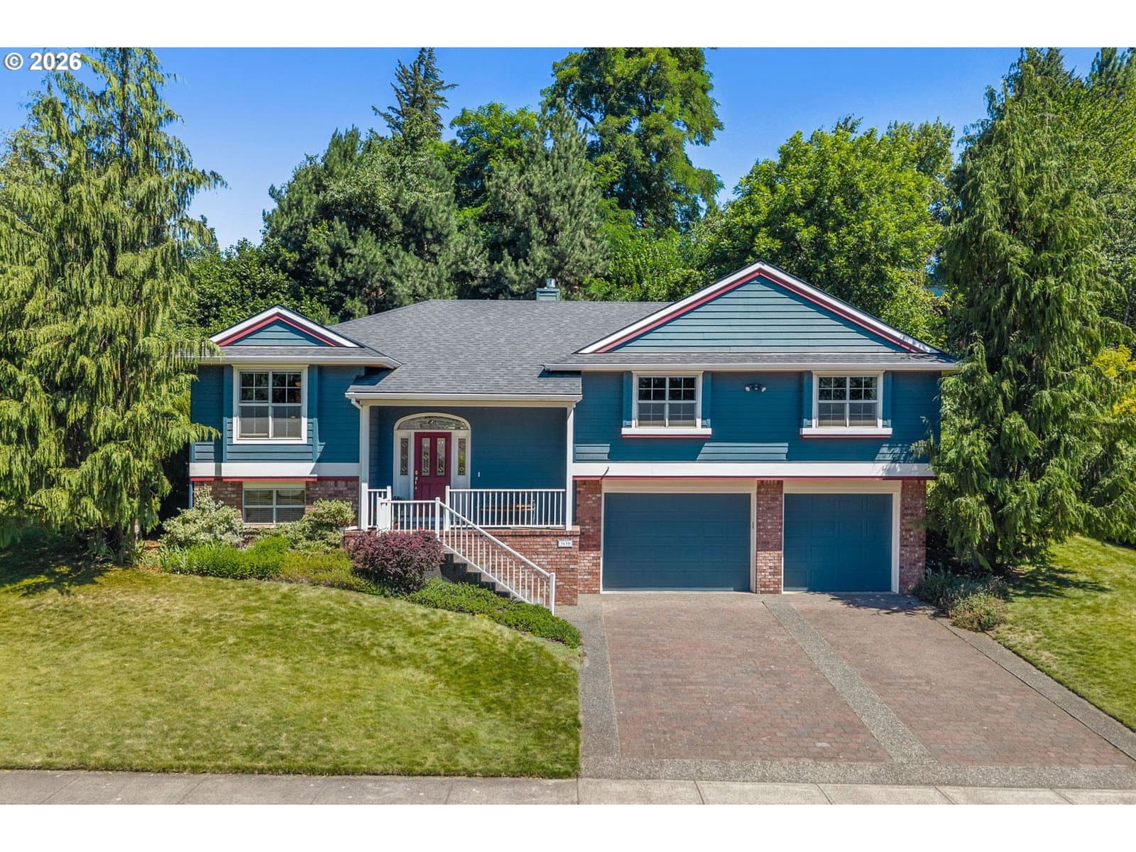 Listing photo 1 of 6