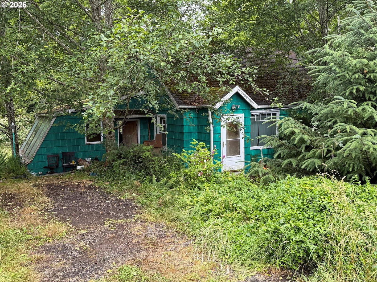 Listing photo 1 of 6