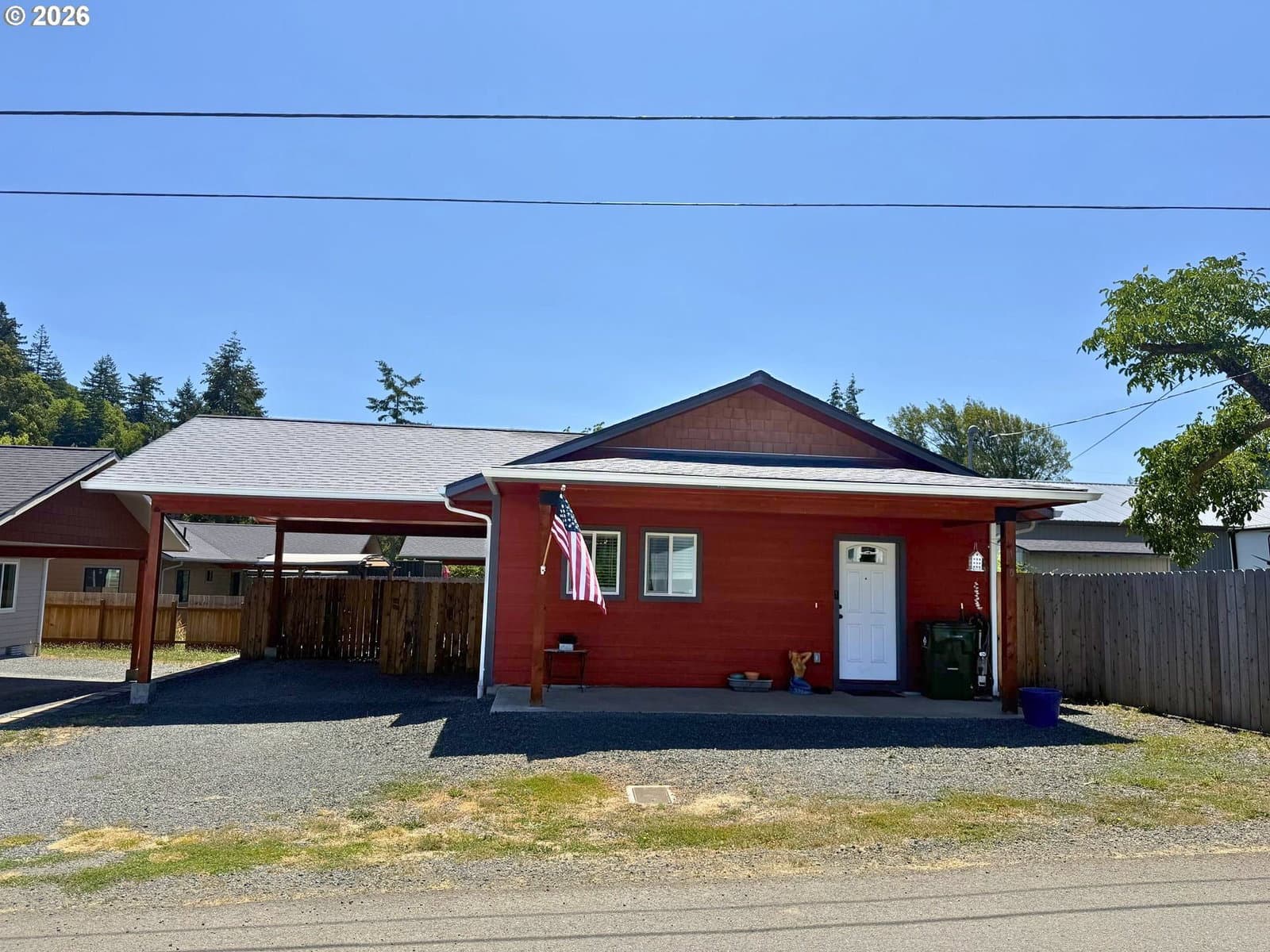 Listing photo 1 of 6