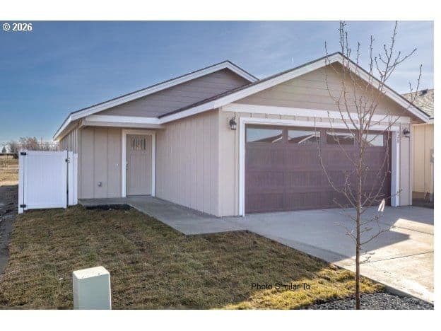 Listing photo 1 of 4