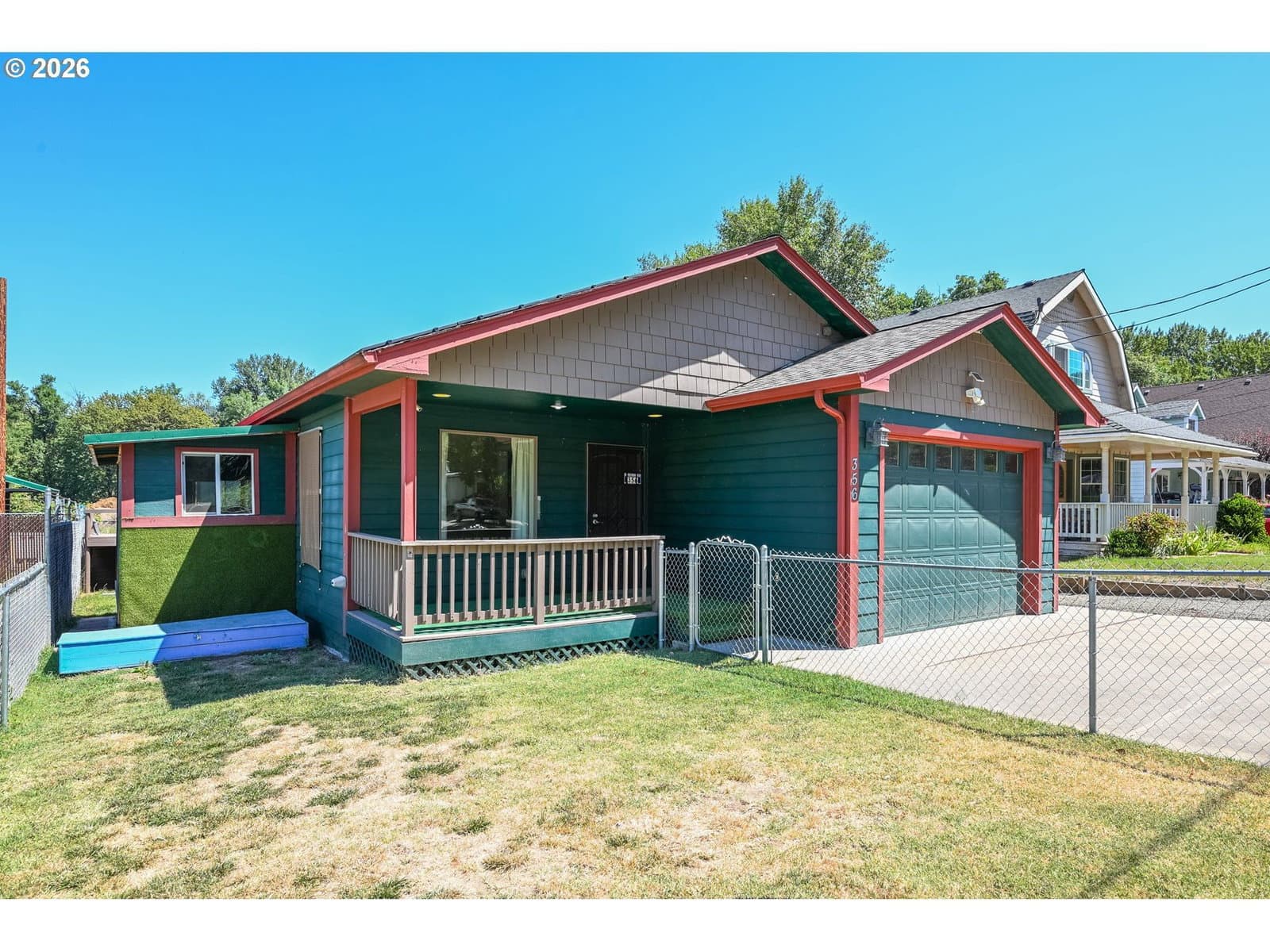 Listing photo 1 of 6