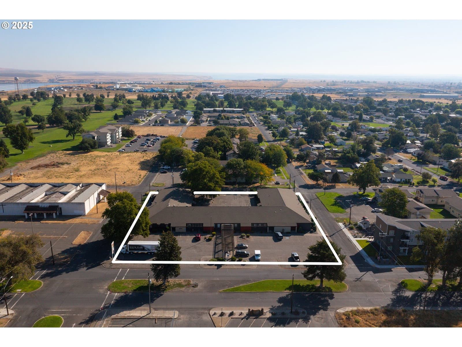 Listing photo 1 of 1