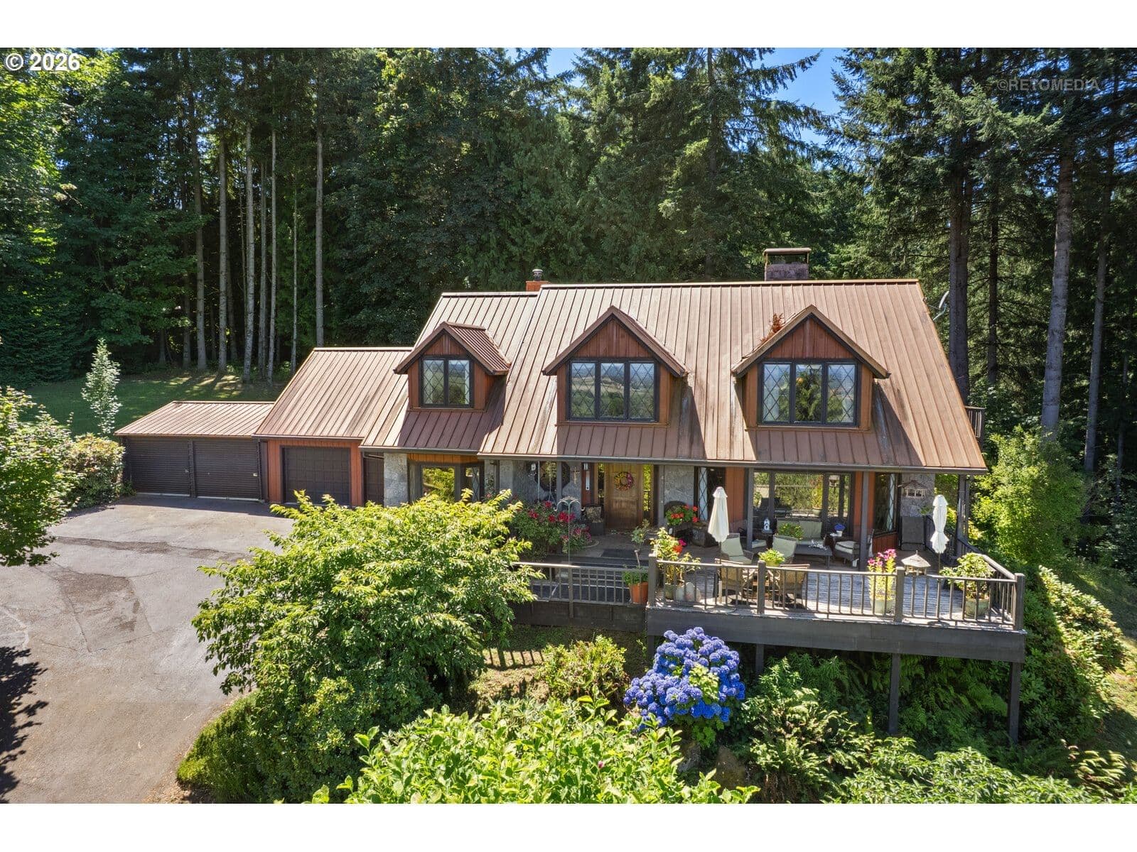 Listing photo 1 of 6