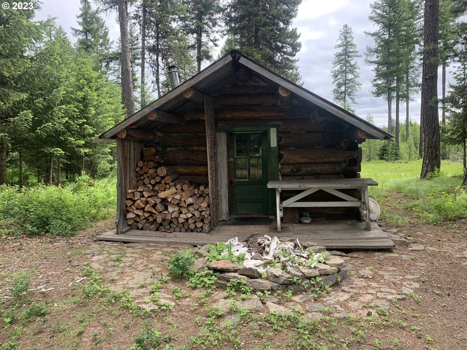 Listing photo 1 of 1
