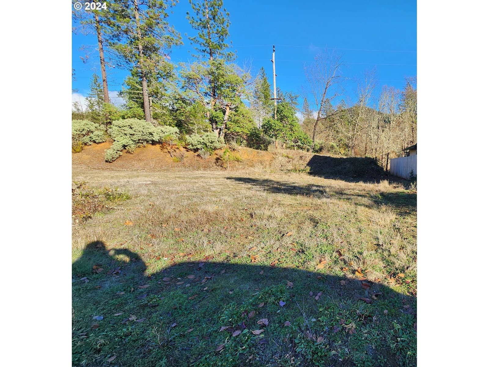 Listing photo 1 of 1
