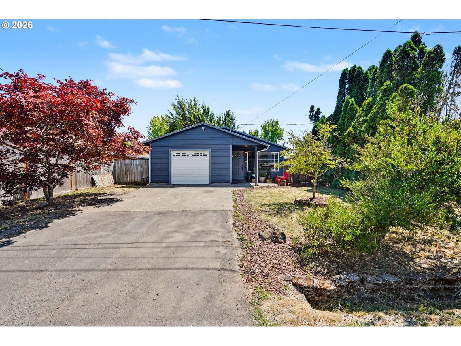 Listing photo 1 of 6