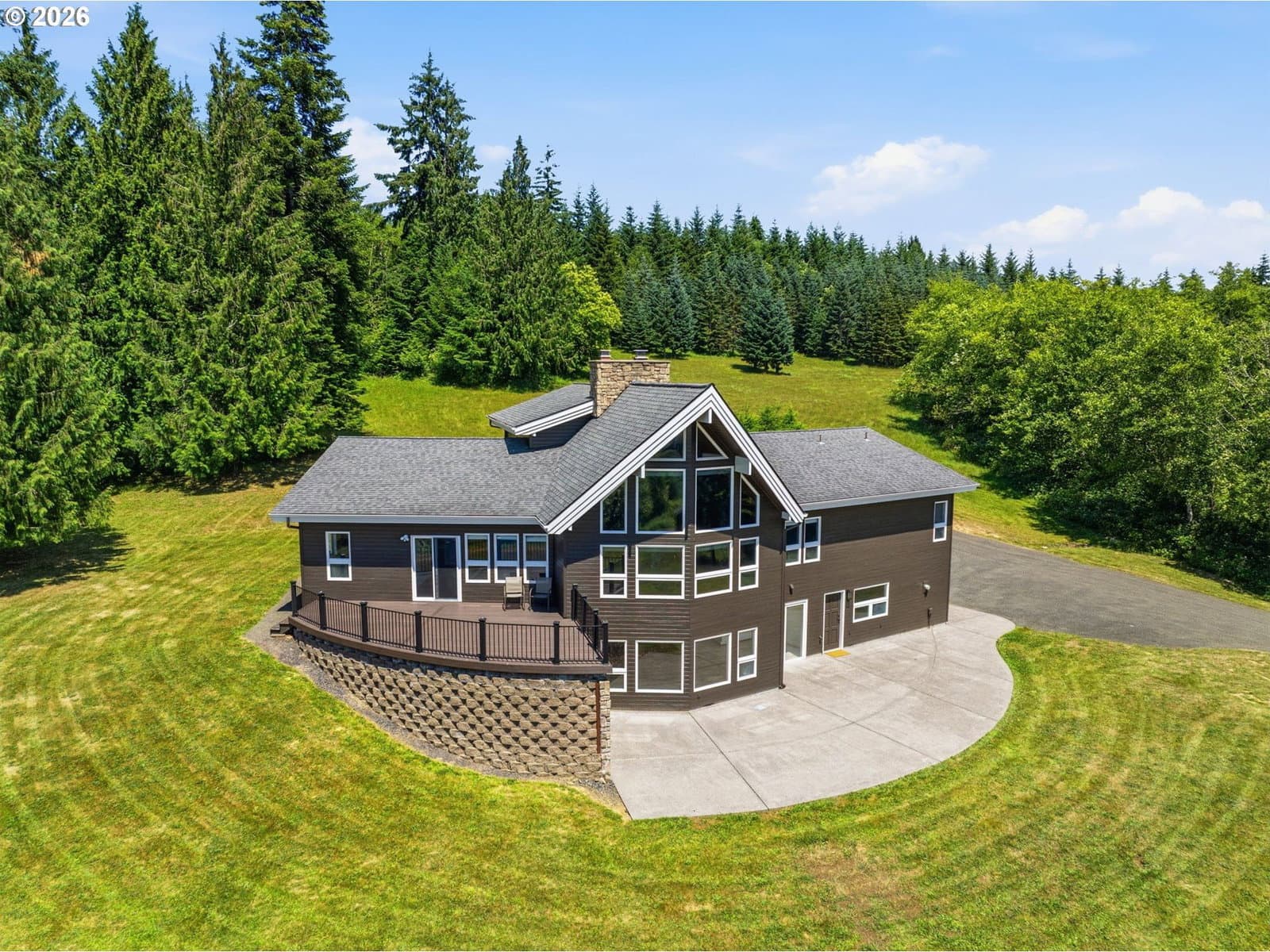 Listing photo 1 of 6