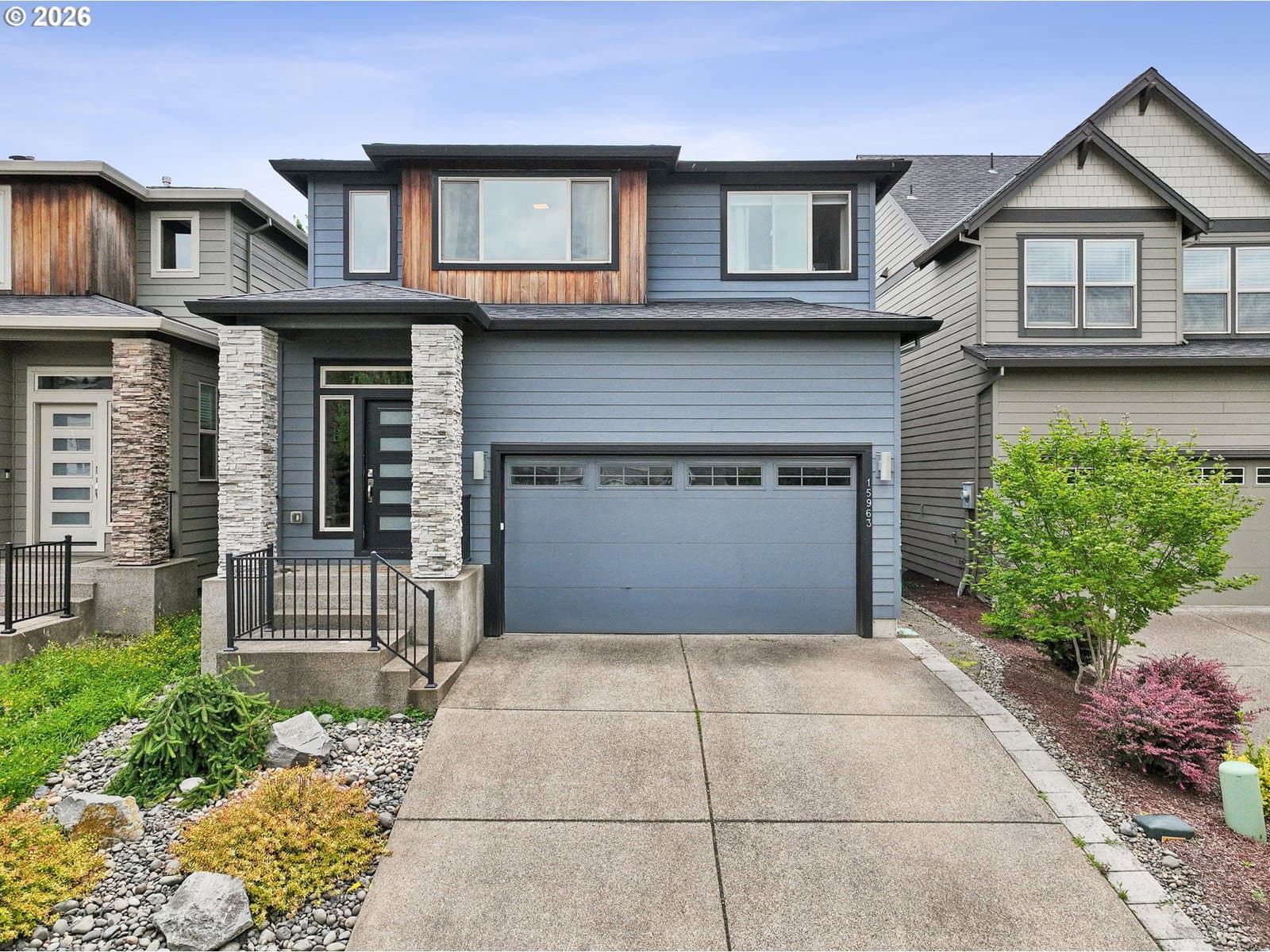 Listing photo 1 of 6