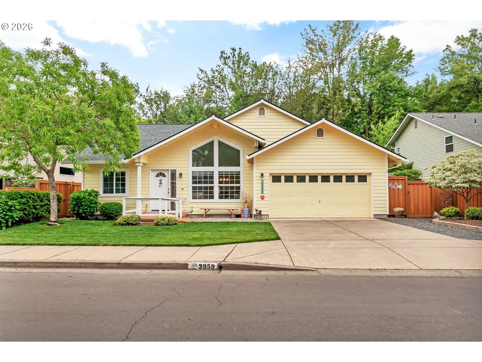 Primary listing photo, 3959 EDDYSTONE PL, Eugene, OR, 97404