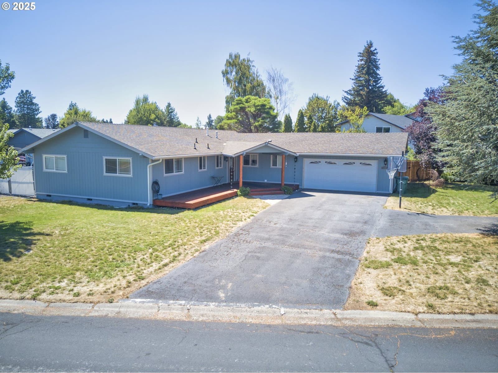 Listing photo 1 of 6