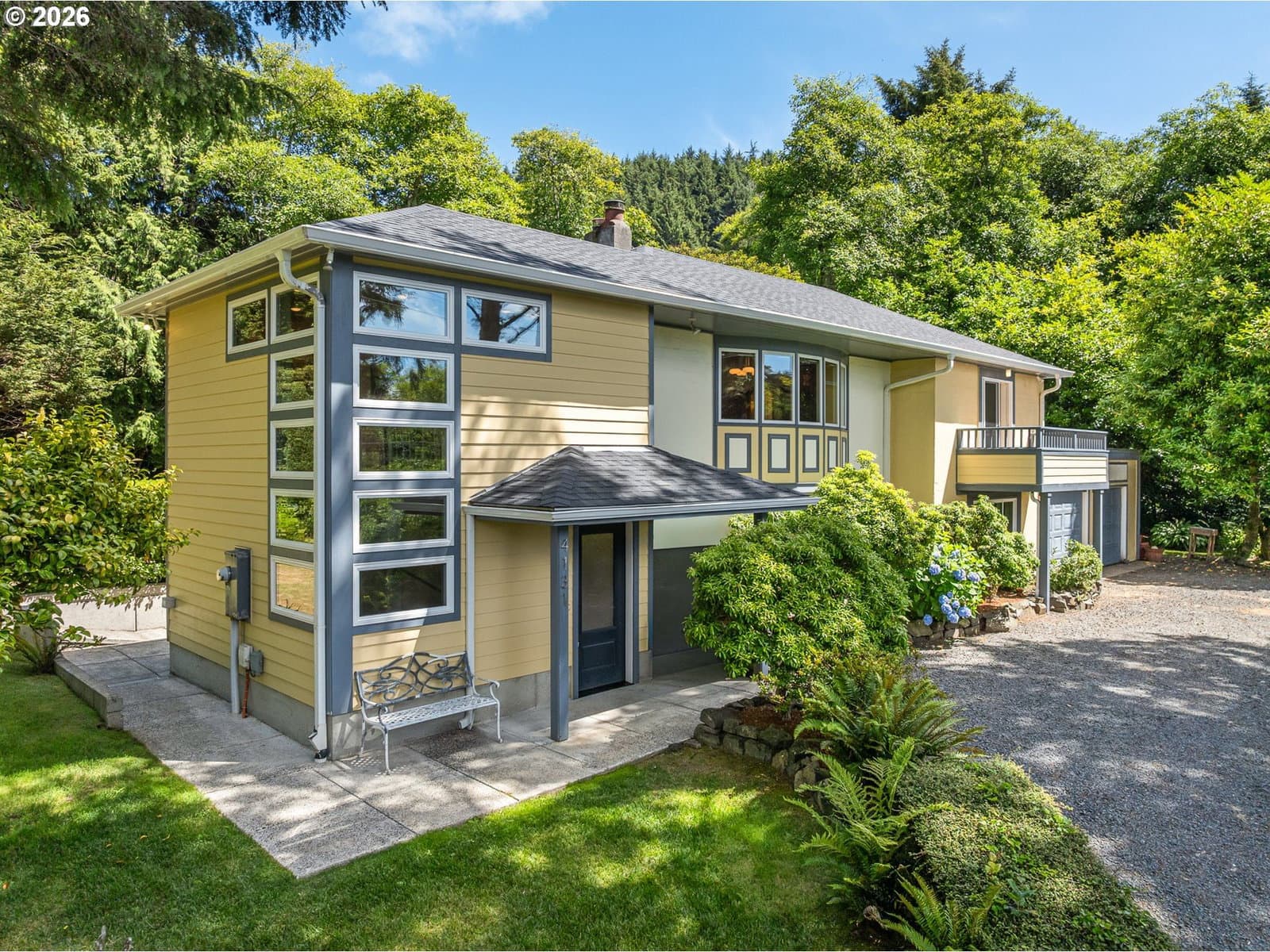 Listing photo 1 of 6