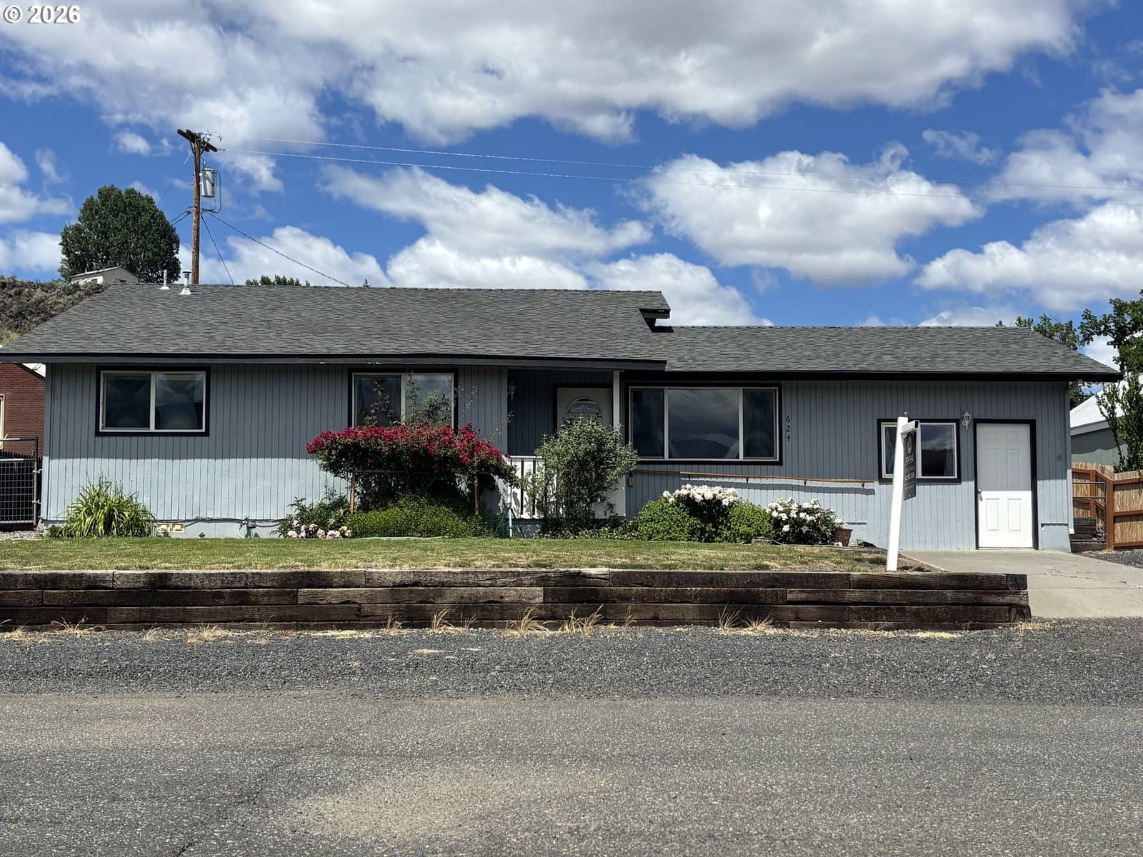Listing photo 1 of 1