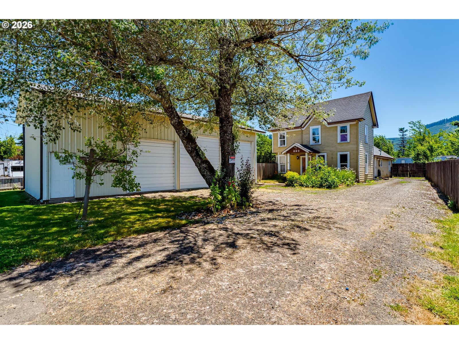 Listing photo 1 of 6