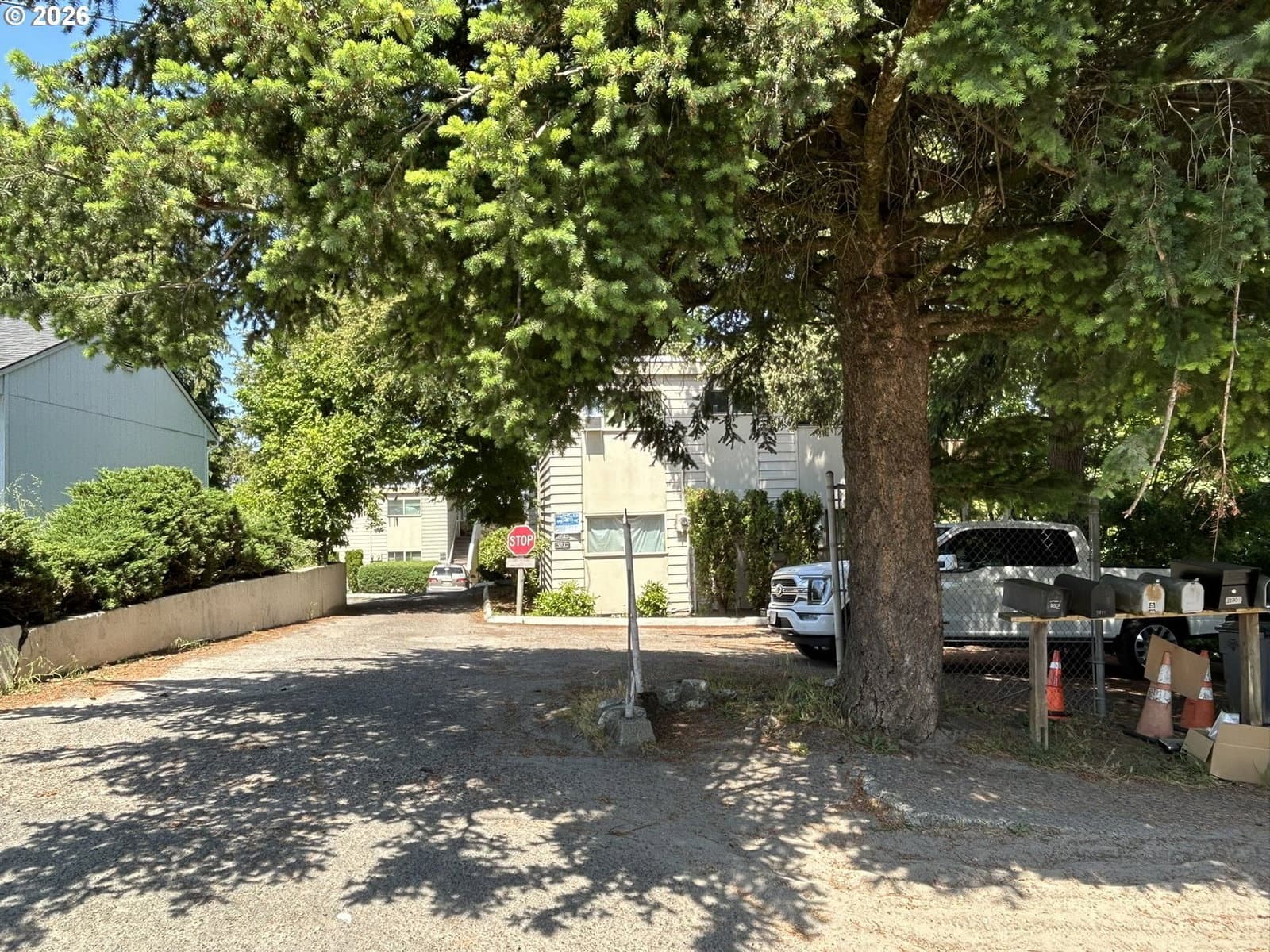 Listing photo 1 of 6