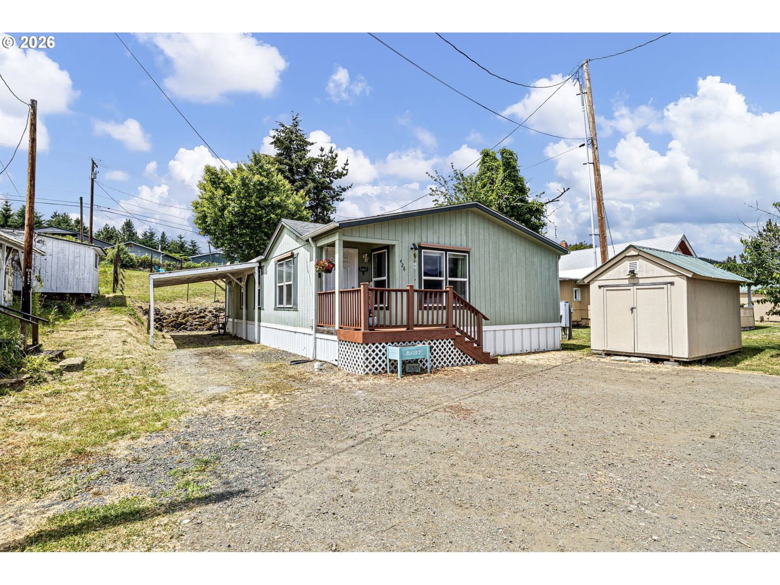 Listing photo 1 of 6