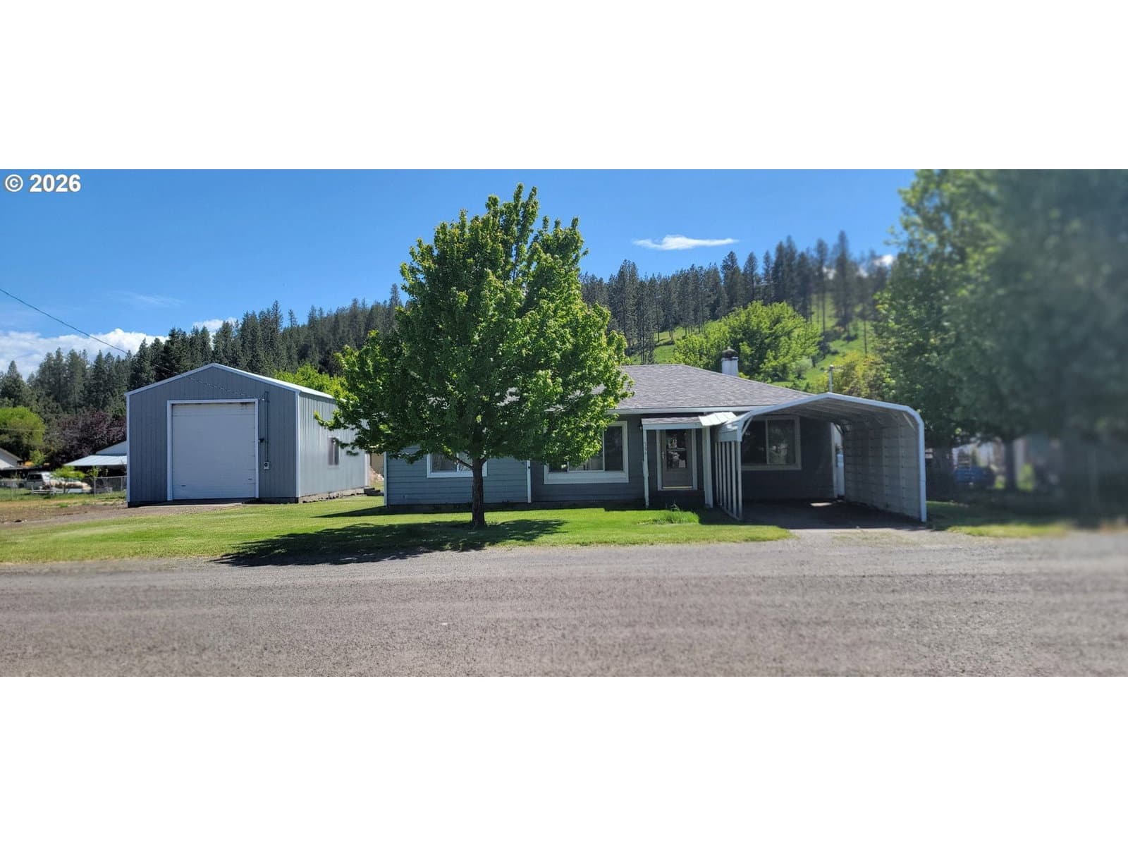 Listing photo 1 of 6