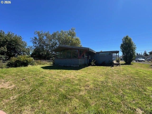 Listing photo 1 of 6