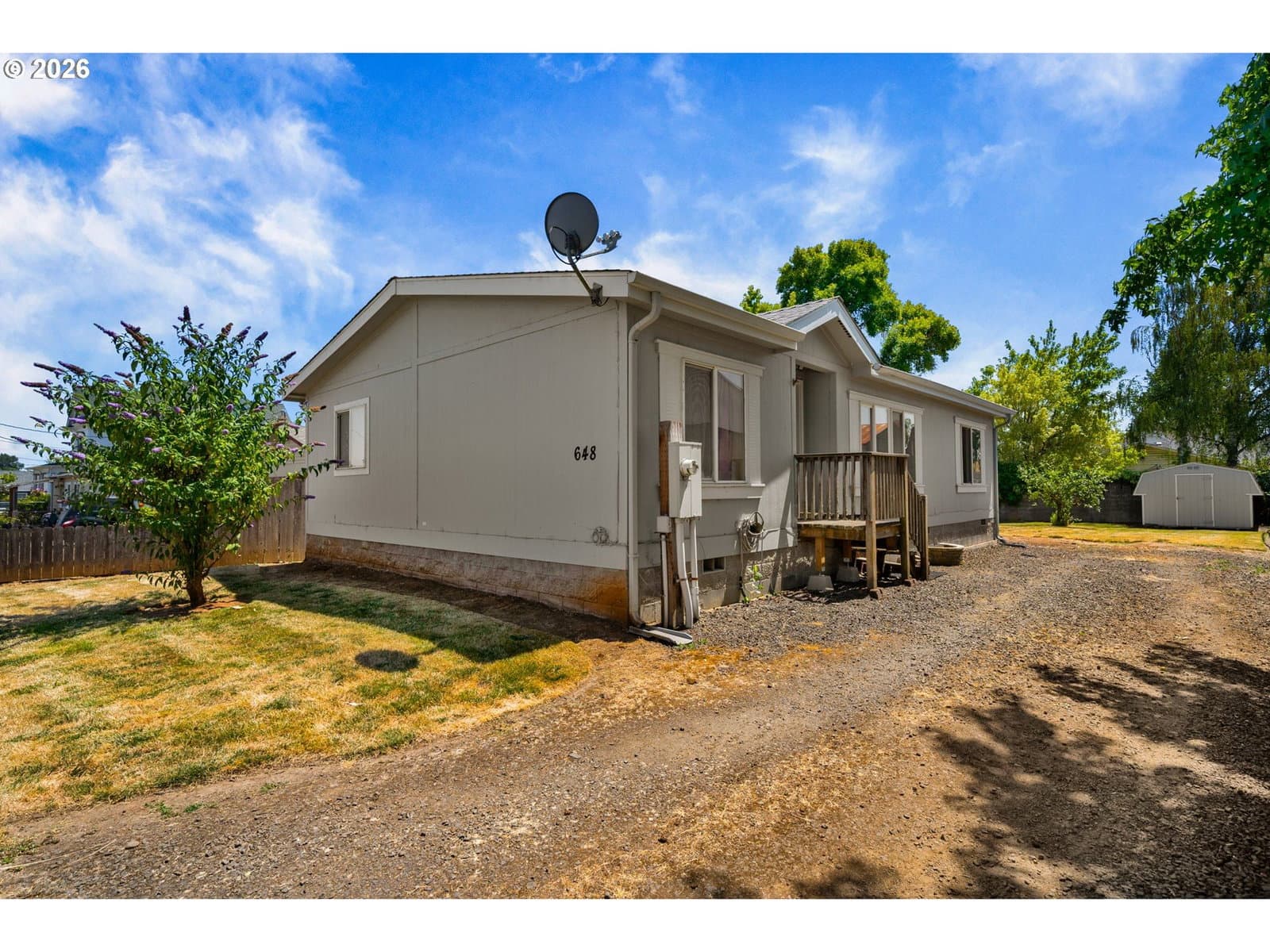 Listing photo 1 of 6