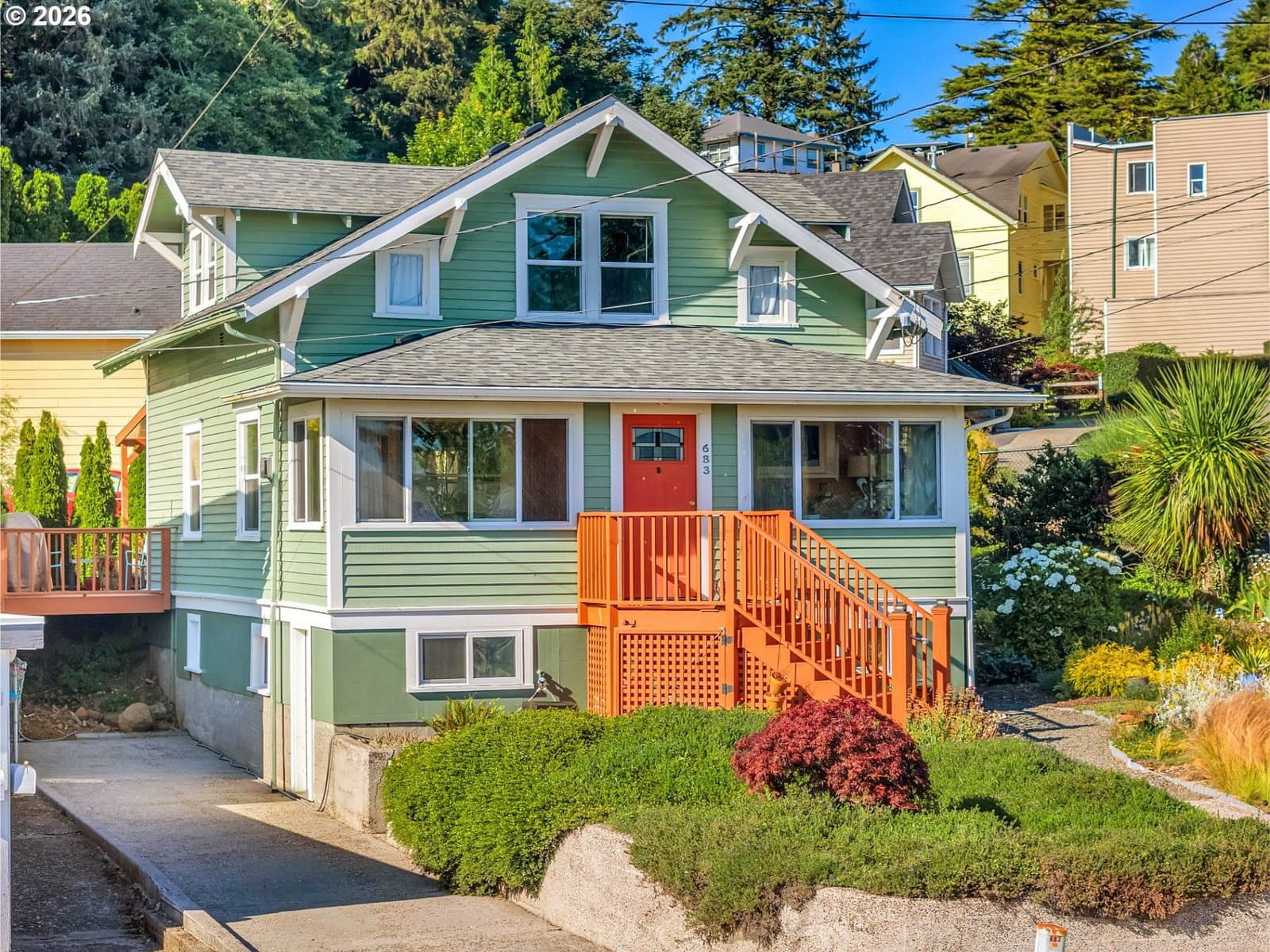 Listing photo 1 of 6