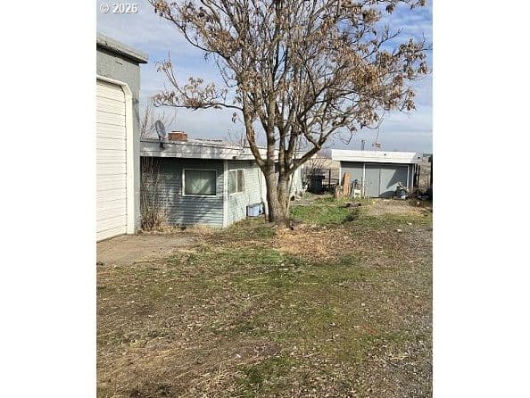Listing photo 1 of 6