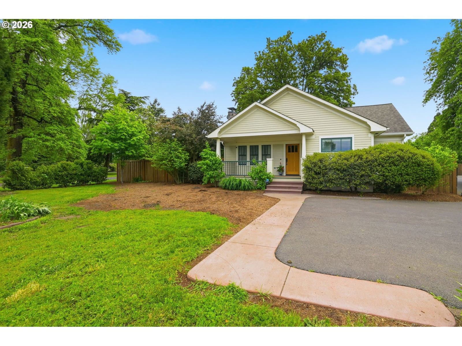 Listing photo 1 of 1