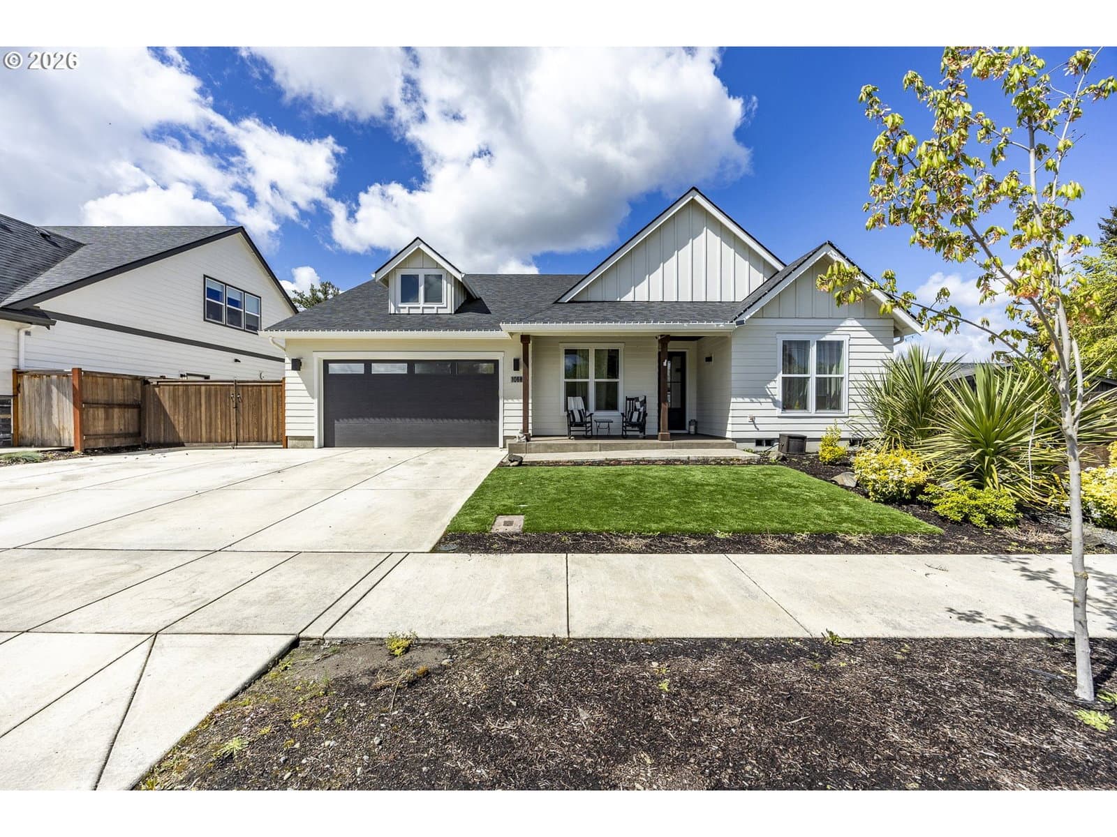 Primary listing photo, 1068 KINTZLEY AVE, Springfield, OR, 97478