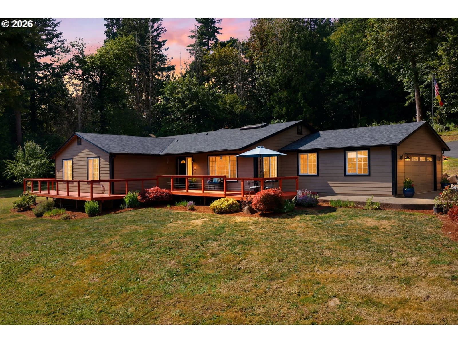 Listing photo 1 of 6