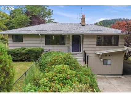 Listing photo 1 of 6