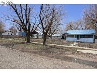 Primary listing photo, 90 W ADAMS ST, Huntington, OR, 97907