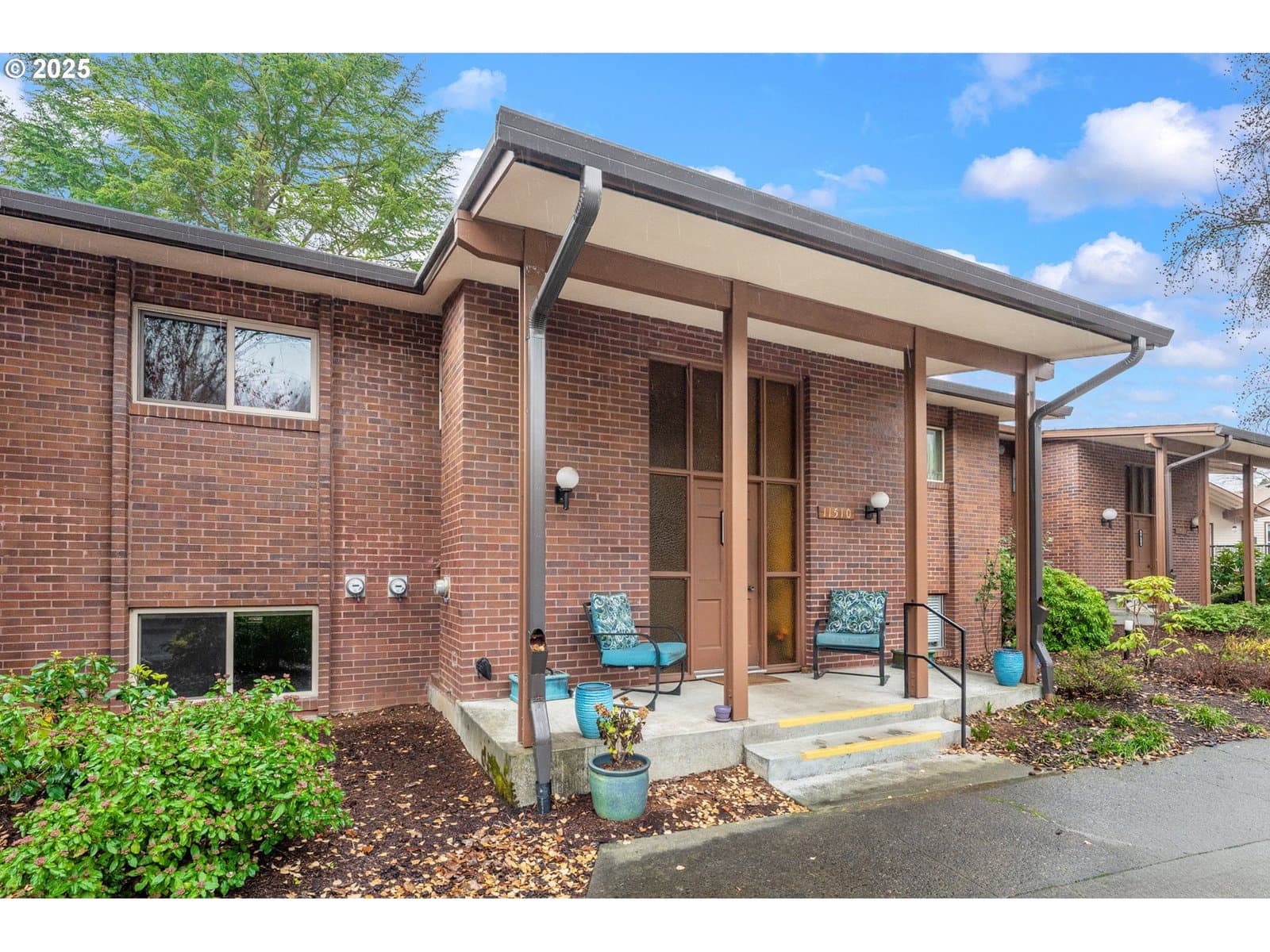 Primary listing photo, 11510 SW CROWN DR #5, King City, OR, 97224