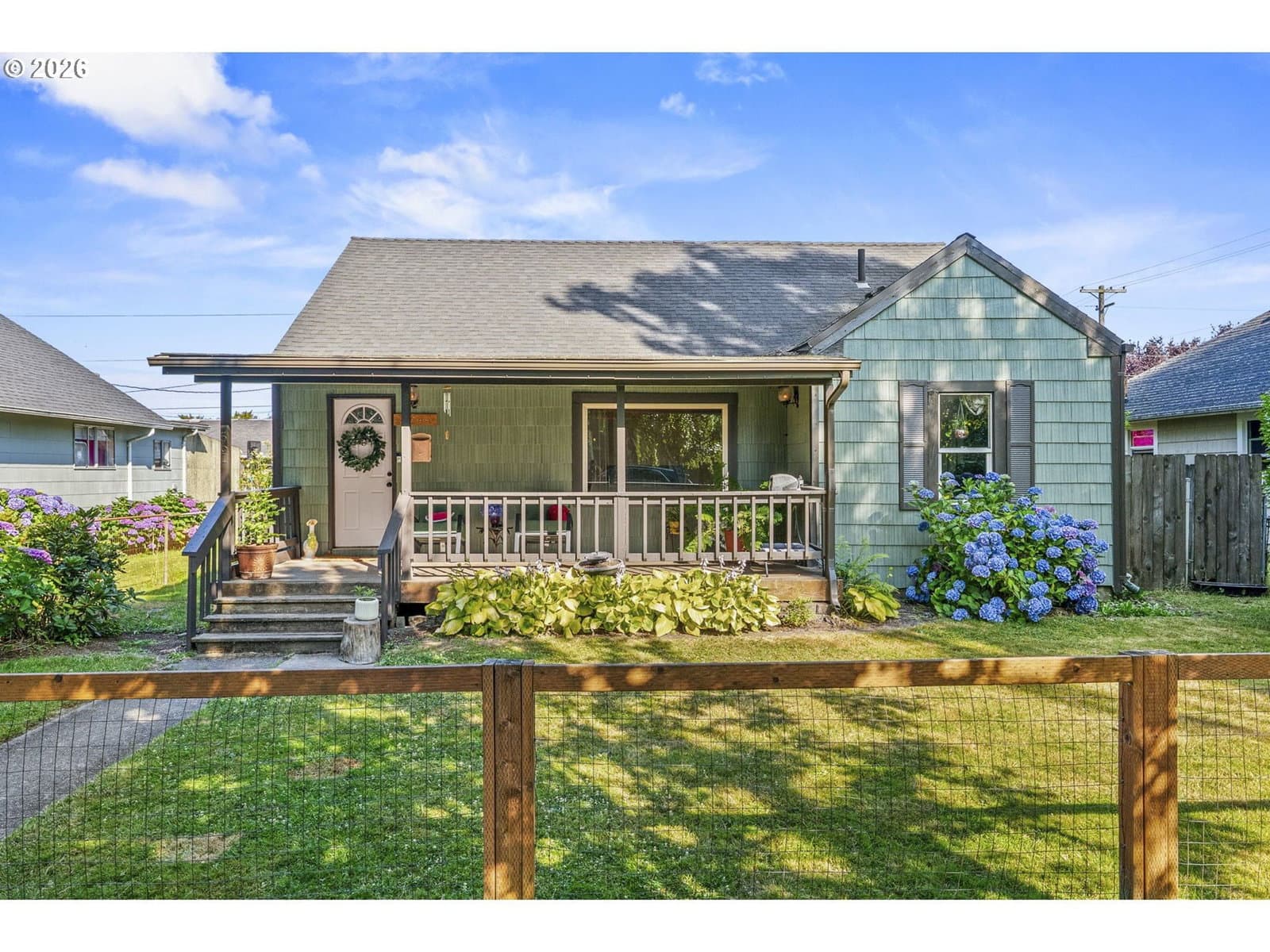 Listing photo 1 of 6