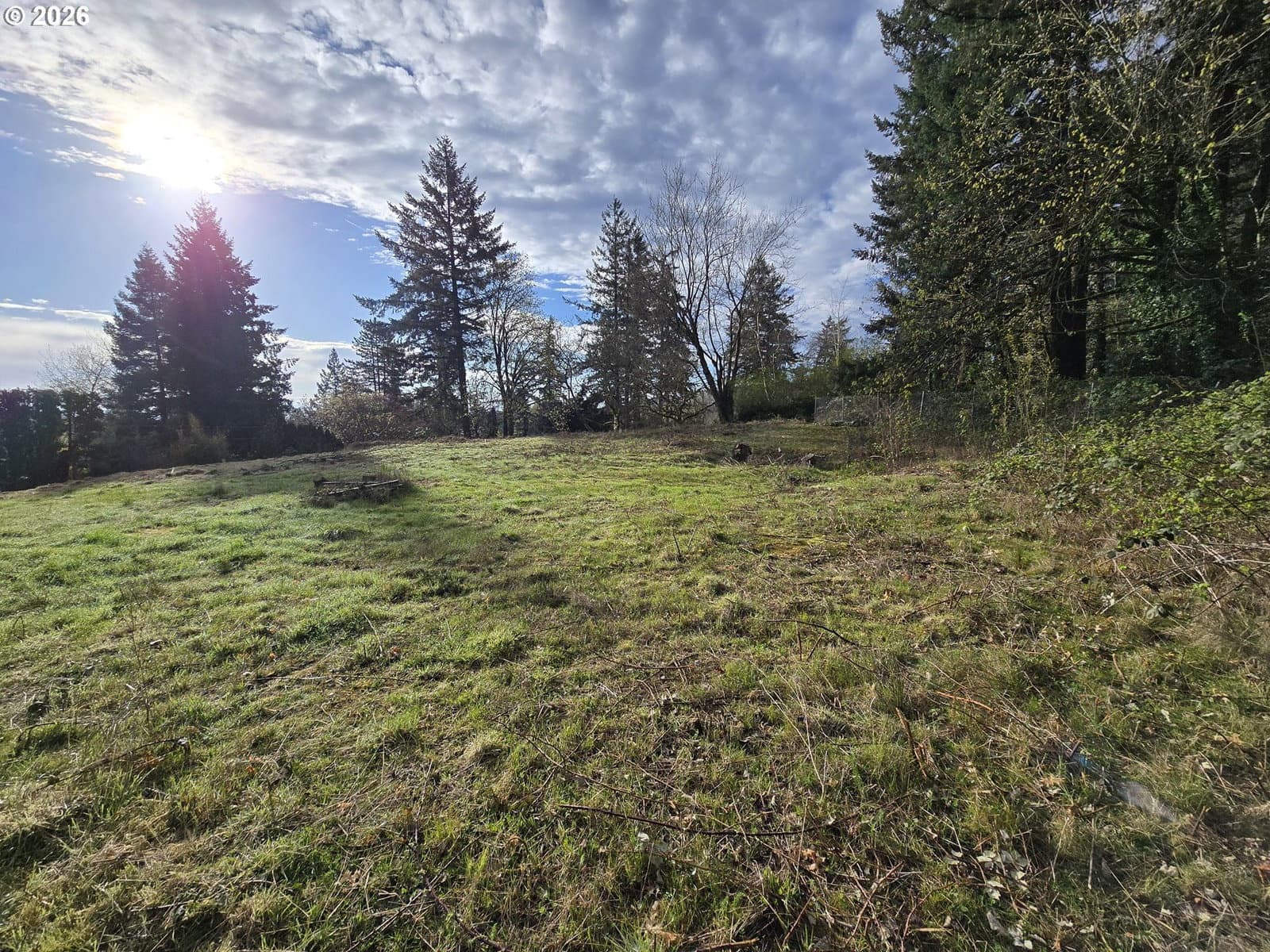Listing photo 1 of 6