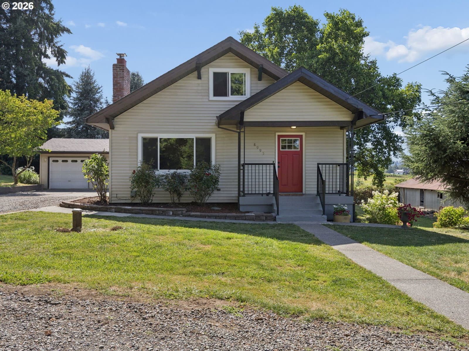 Listing photo 1 of 6
