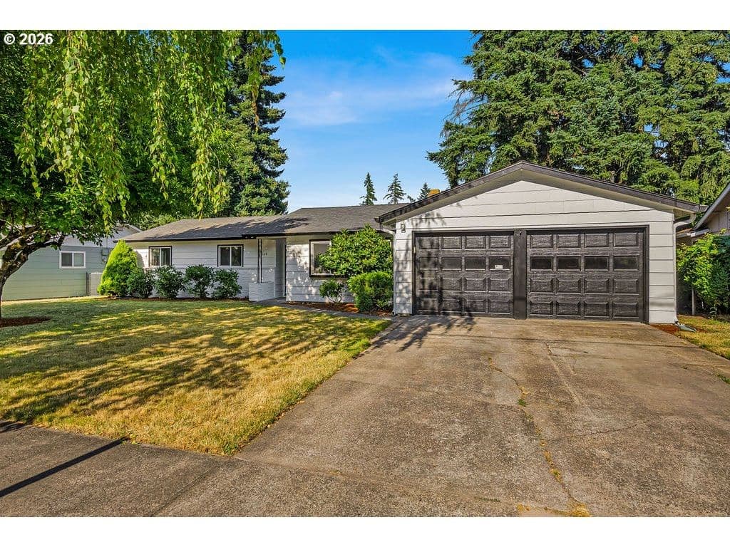 Listing photo 1 of 6
