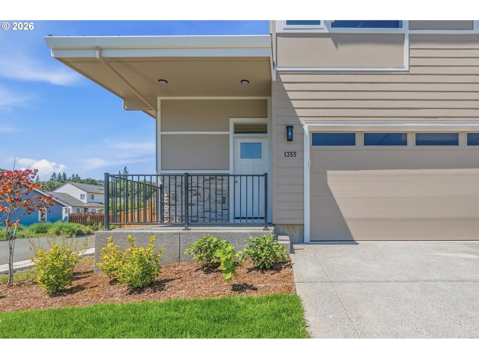 Listing photo 1 of 6