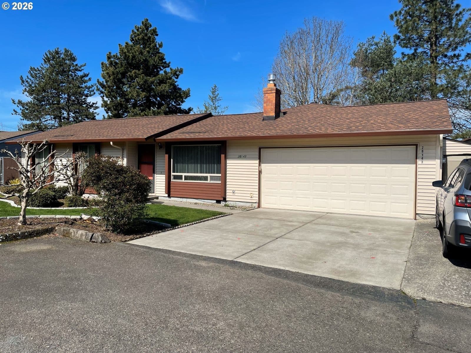 Listing photo 1 of 6