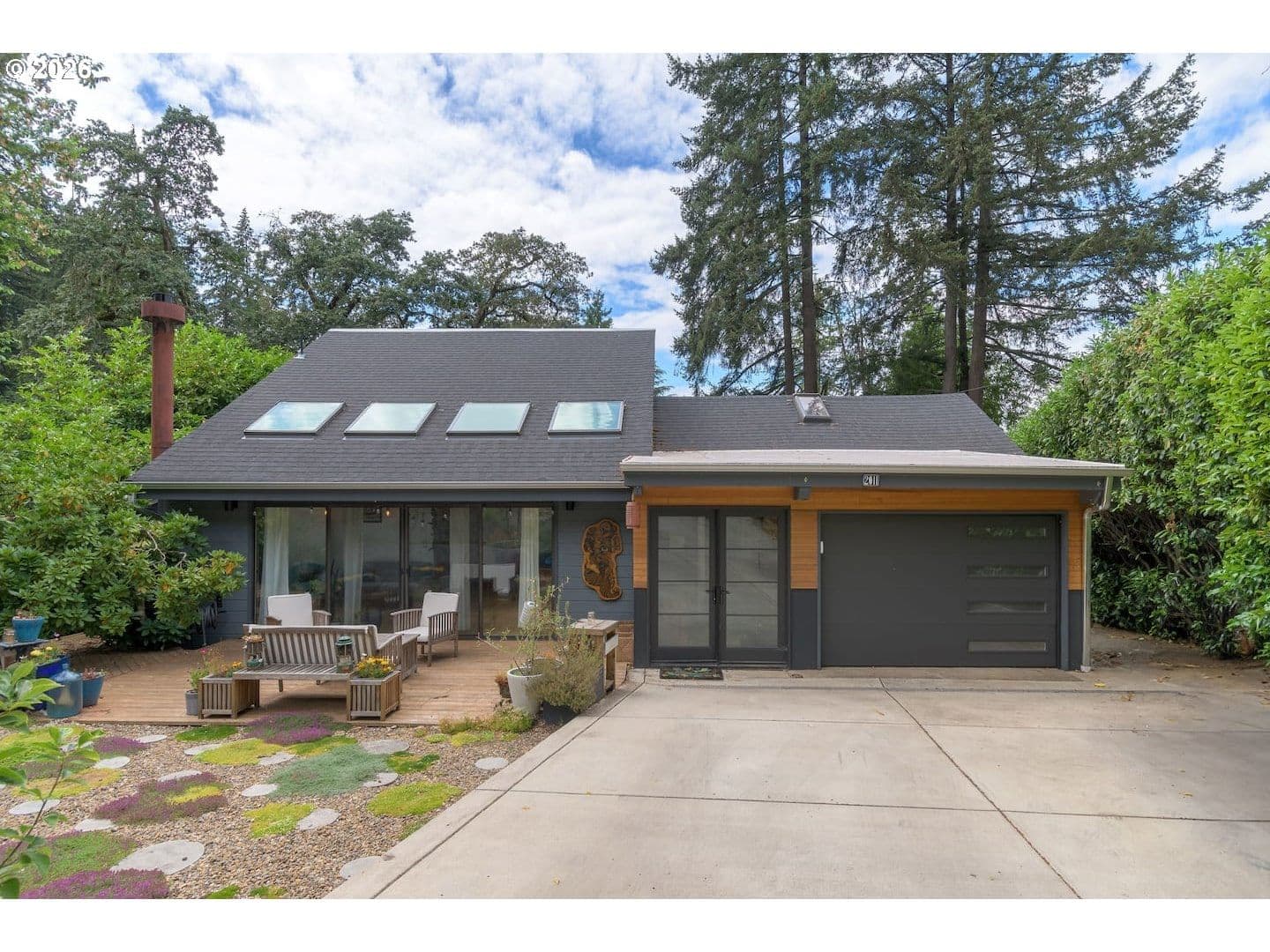 Primary listing photo, 2011 ELK AVE, Eugene, OR, 97403