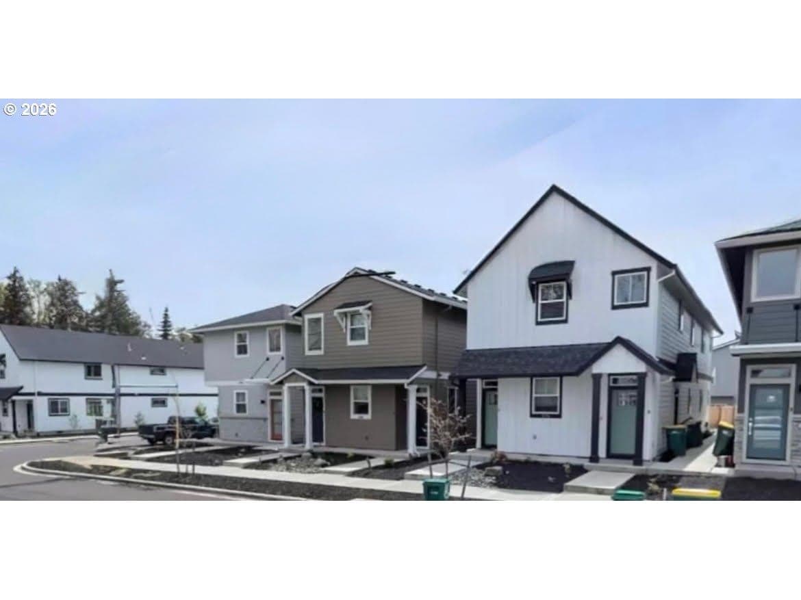 Listing photo 1 of 5