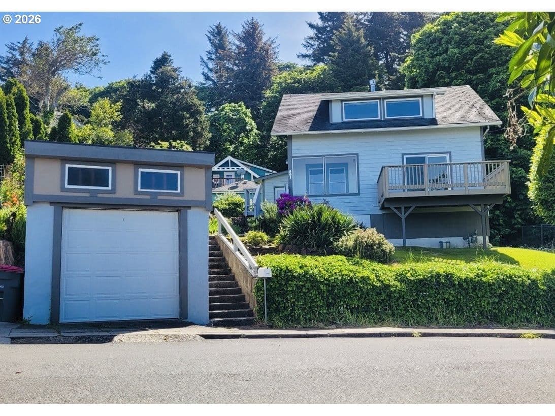 Listing photo 1 of 6