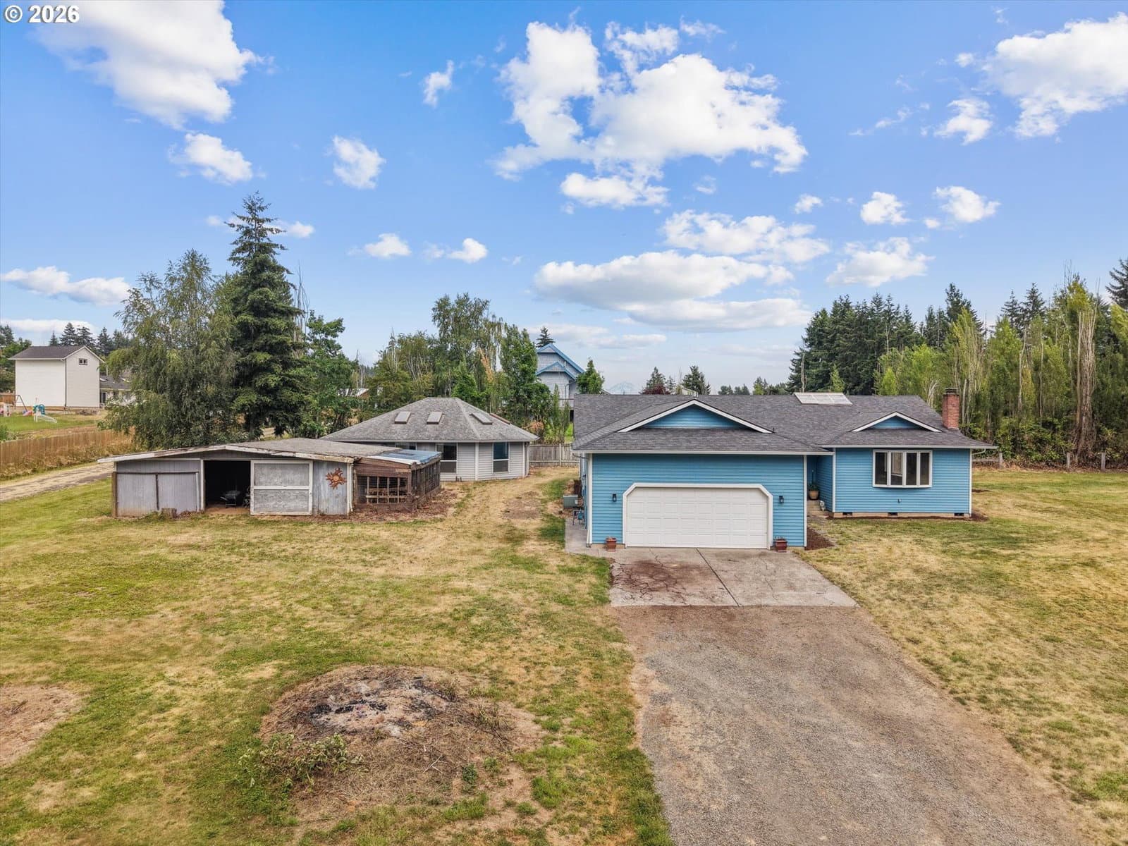 Listing photo 1 of 6