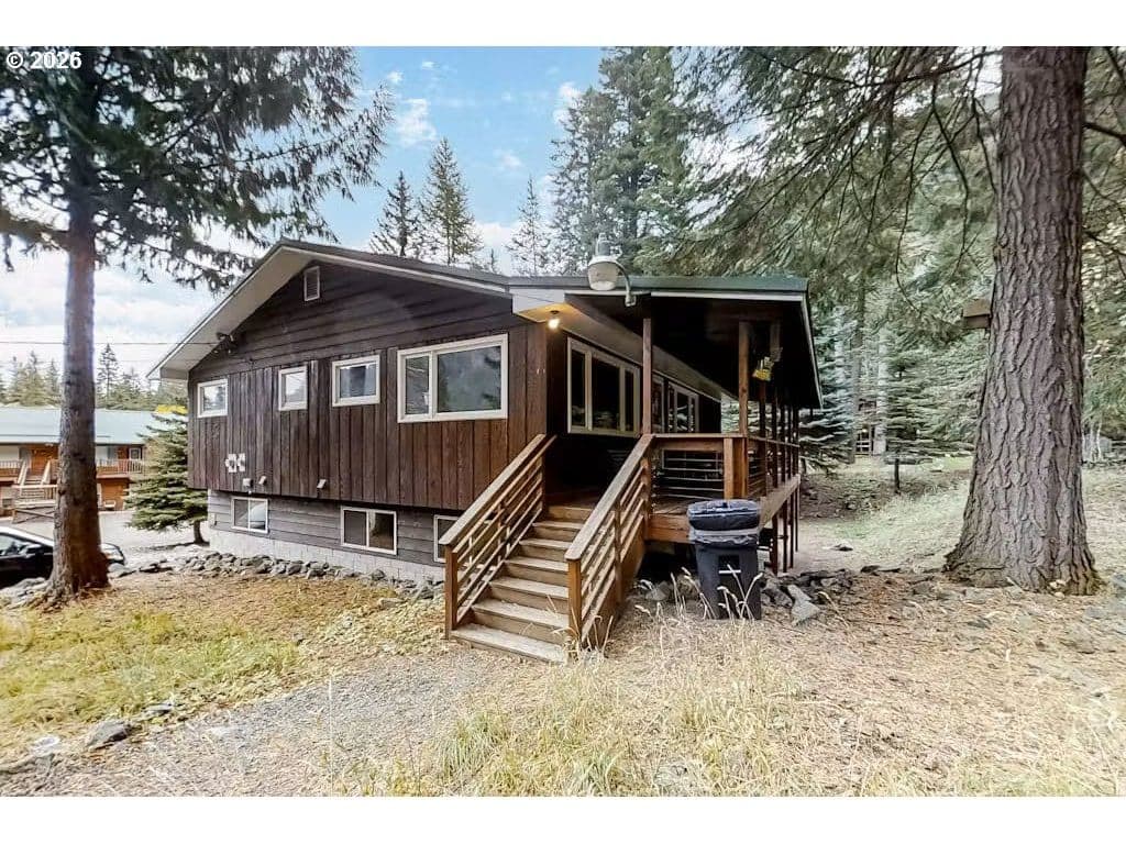 Listing photo 1 of 6