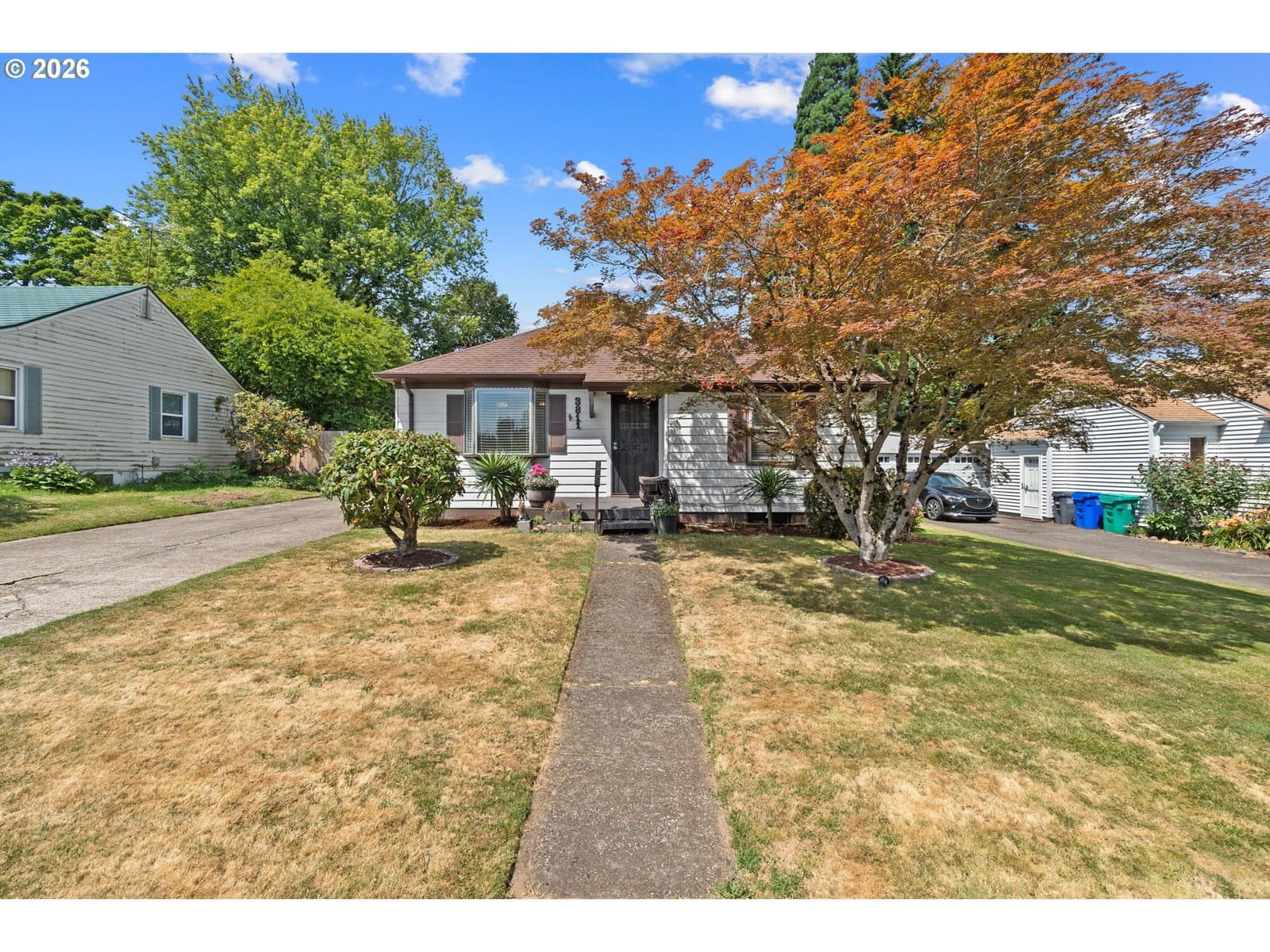 Listing photo 1 of 6