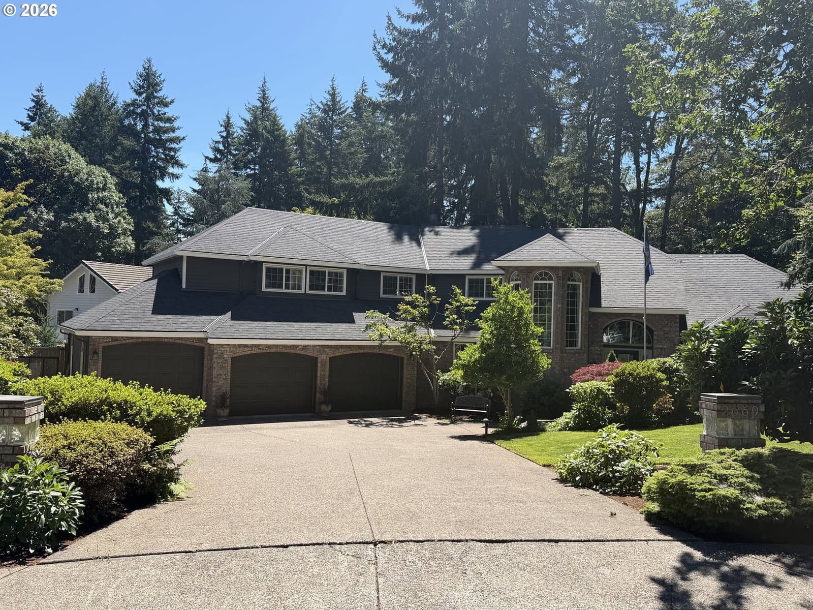 Listing photo 1 of 1