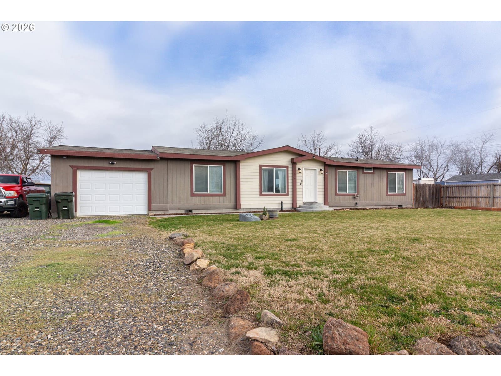 Primary listing photo, 240 NW JEWELL CT, Irrigon, OR, 97844