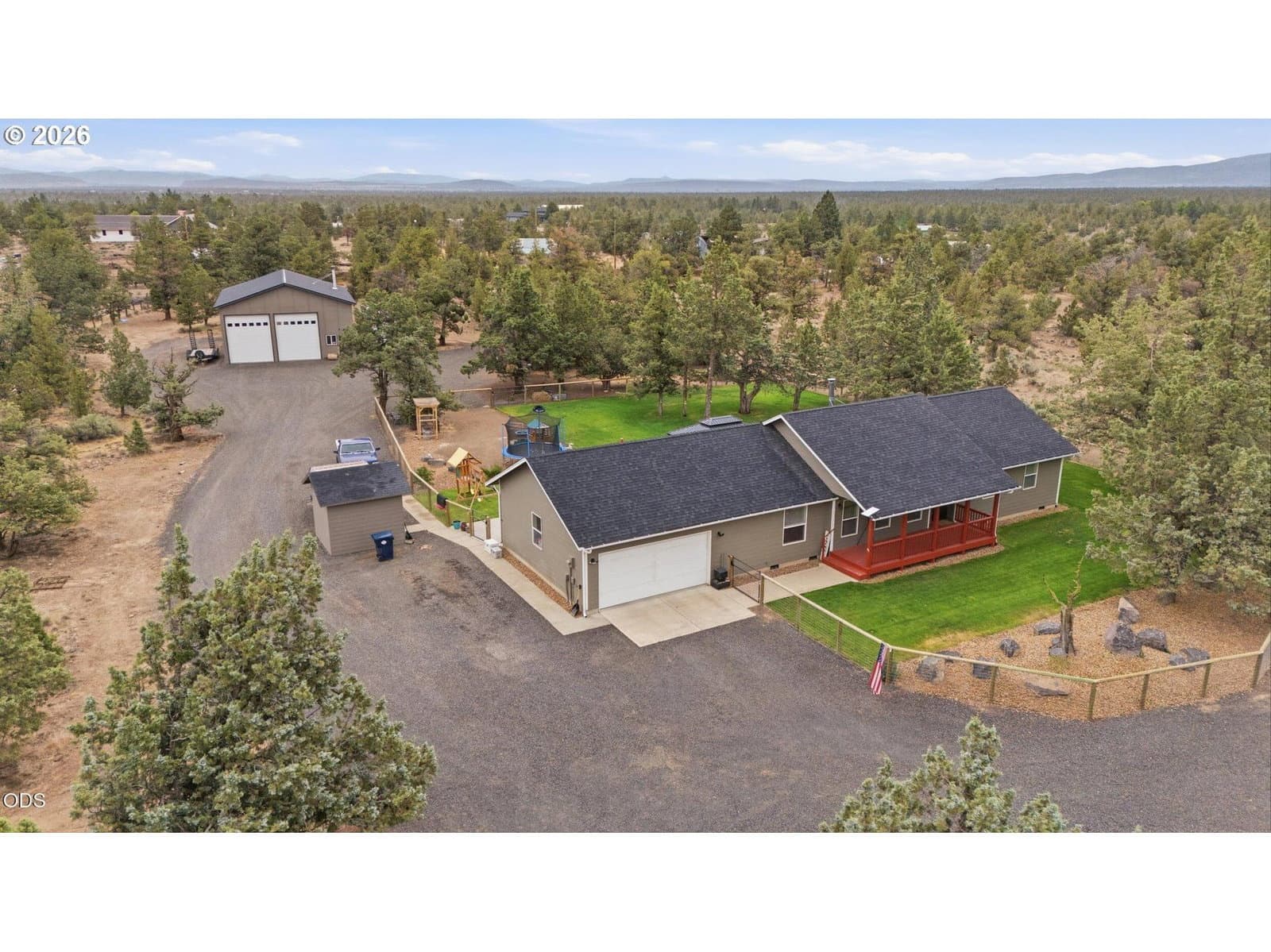 Listing photo 1 of 6